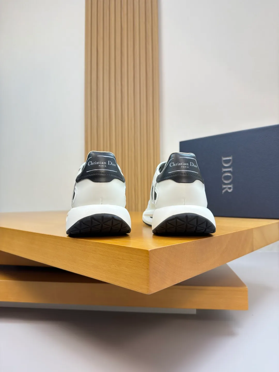 [Dior] Dior P780 men's shoes 💰 - High-end quality original order·Casual sports shoes - Upper: 🔝Nappa calfskin, perforated calfskin, brand high mercerized canvas, tongue. Heel. Silk screen high frequency brand logo - Inner: water-dyed cowhide, foot pad; brand canvas - Outsole: ultra-light TPU. Rubber foam; two-color molded outsole -Ultra-high quality control·Fine workmanship: outstanding (high-end·nobility·grade) -Size: 39-44 (38, 45, can be customized)·DR0181